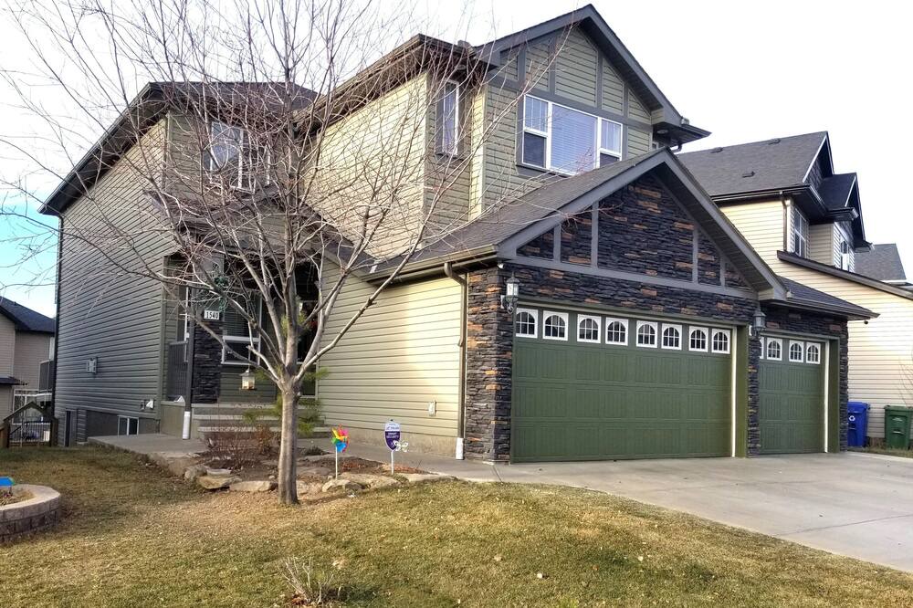 Photo of Outdoor in Panorama Hills