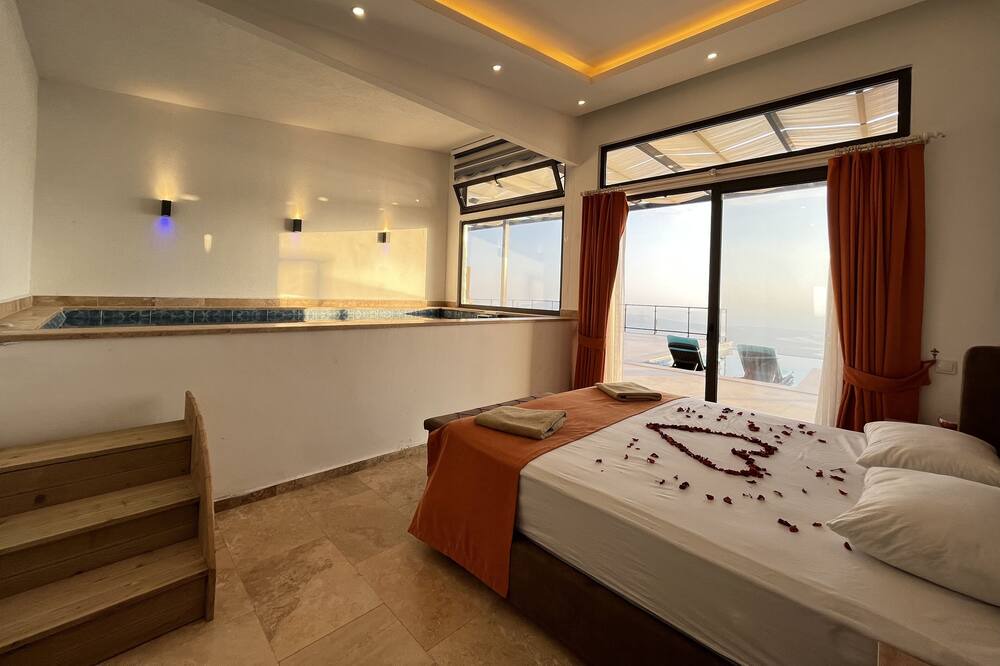 Photo of Bedroom in Uzumlu