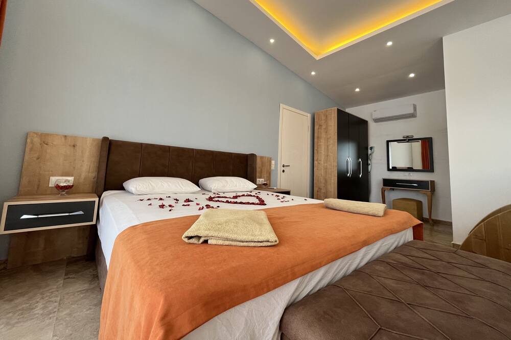 Photo of Bedroom in Uzumlu