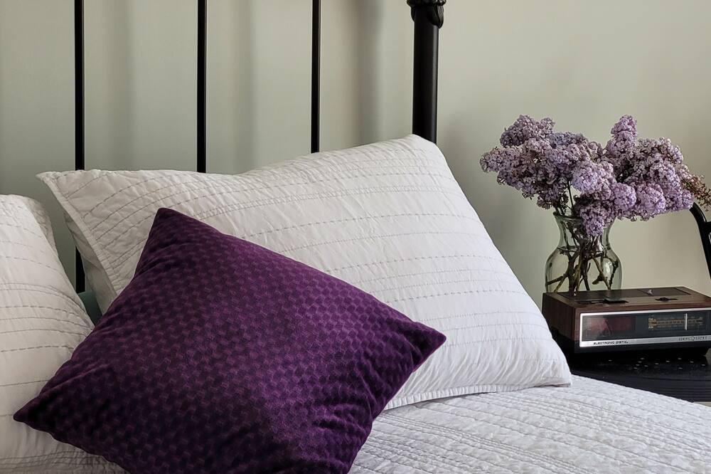 Photo of Bedroom in Saint-Denis-sur-Richelieu