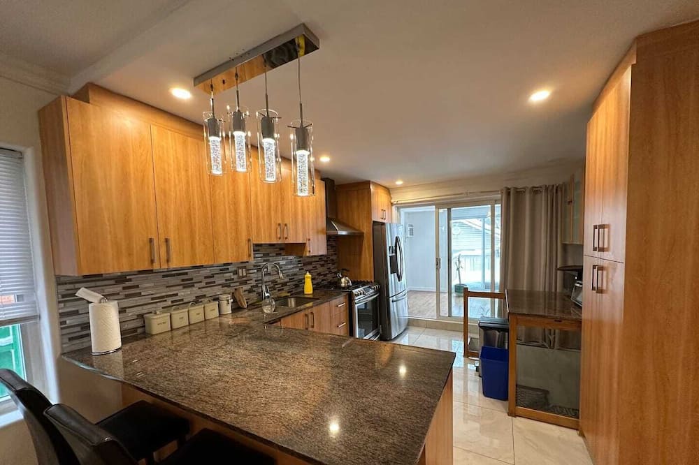Photo of Kitchen in Longueuil