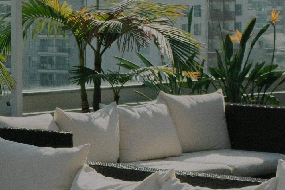 Photo of Outdoor in Silver Lake