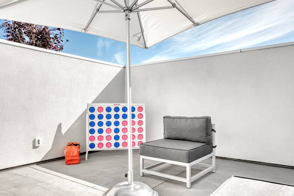 Photo of Outdoor in Silver Lake