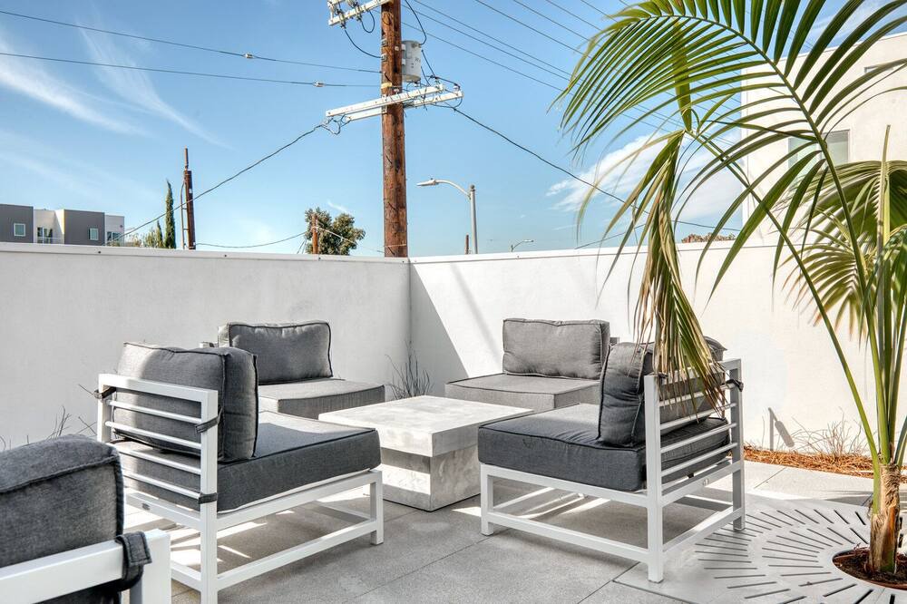 Photo of Outdoor in Silver Lake