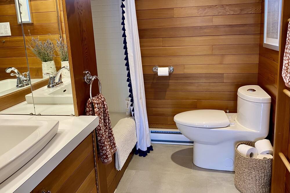 Photo of Bathroom in Bromont