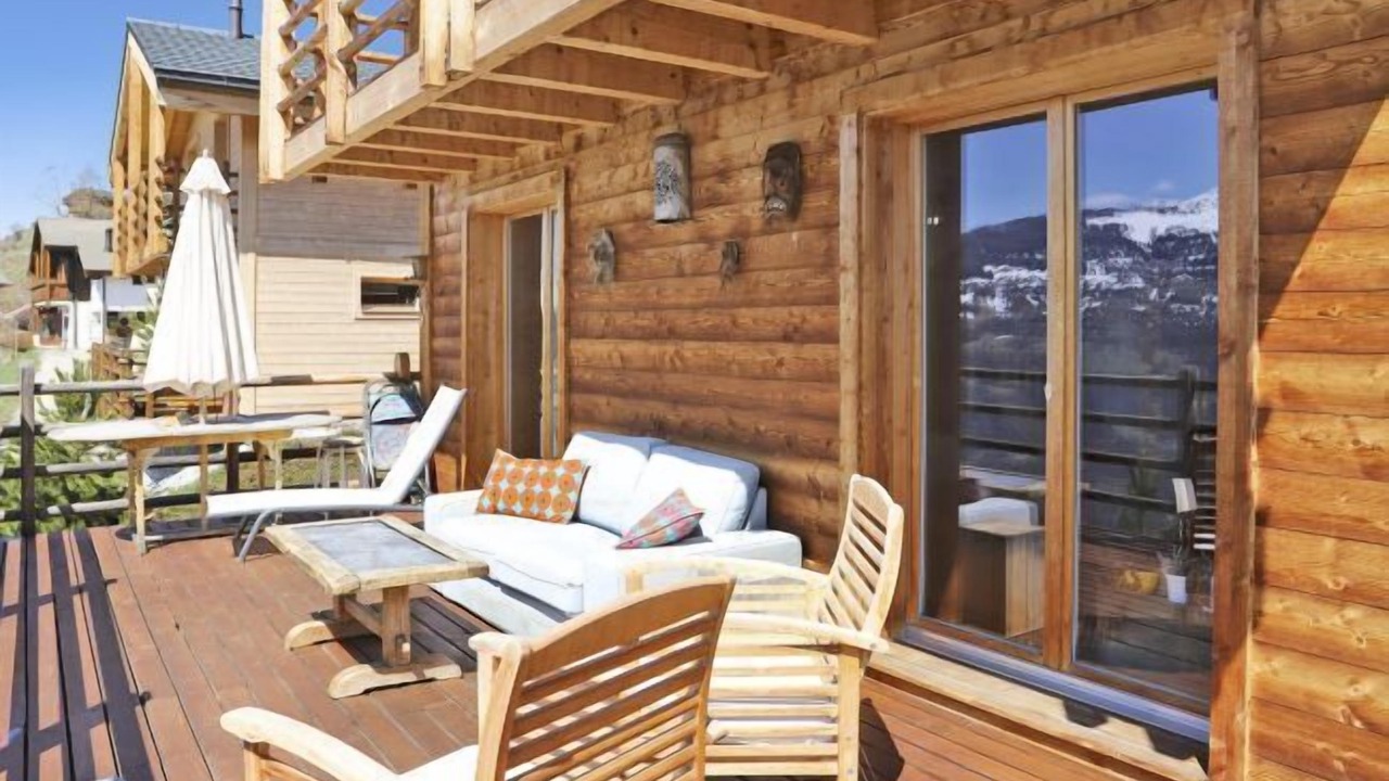 Photo of Outdoor in Mase