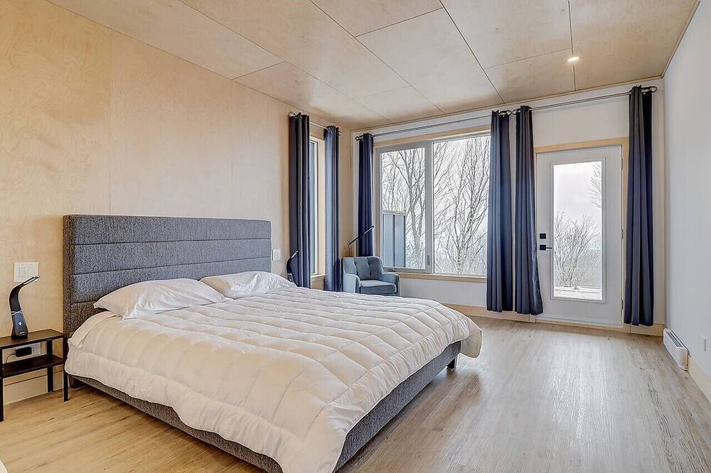 Photo of Bedroom in Saint-Etienne-De-Bolto