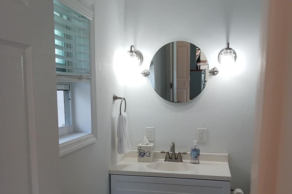 Photo of Bathroom in Treasure Cay