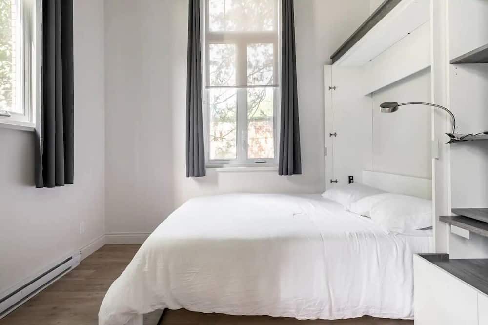 Photo of Bedroom in North Hatley