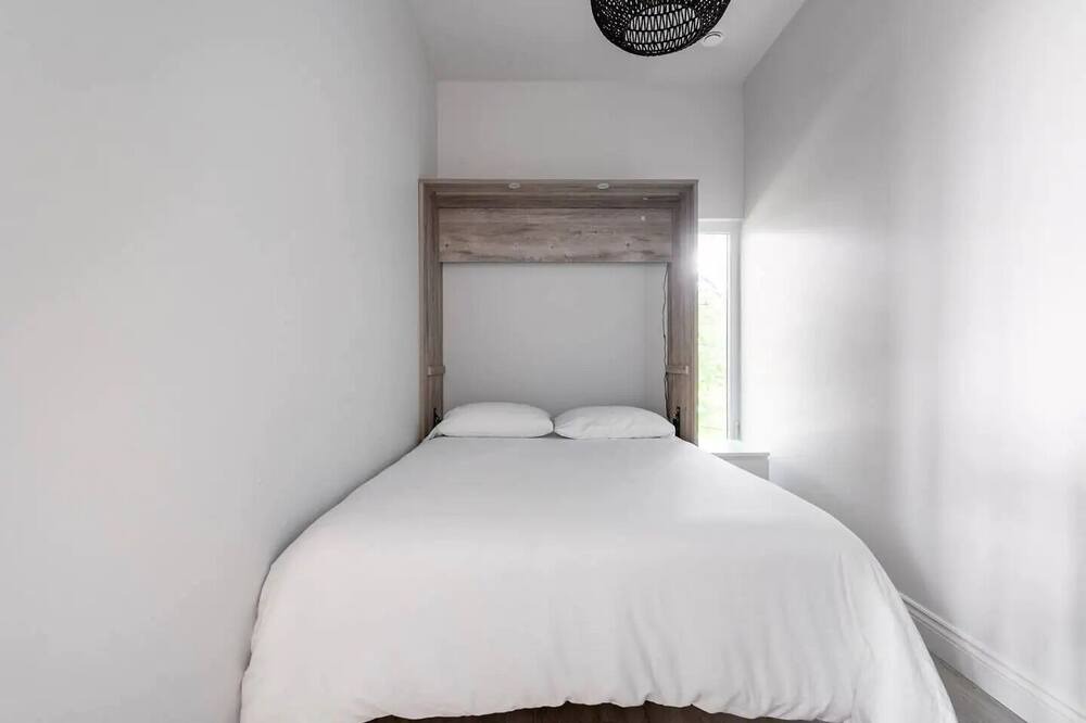 Photo of Bedroom in North Hatley