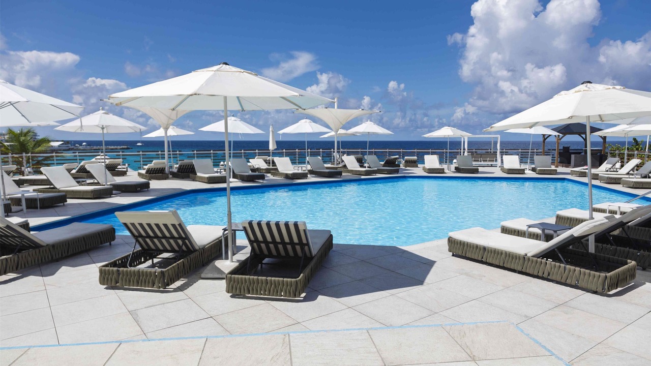 Photo of Outdoor in Maho