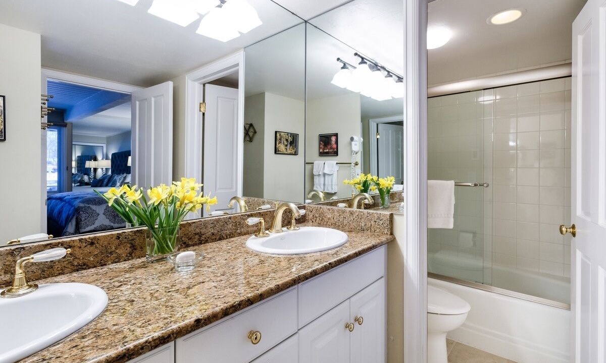 Photo of Bathroom in Aspen