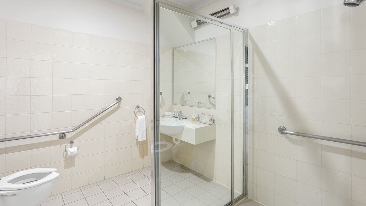 Photo of Bathroom in Williamstown