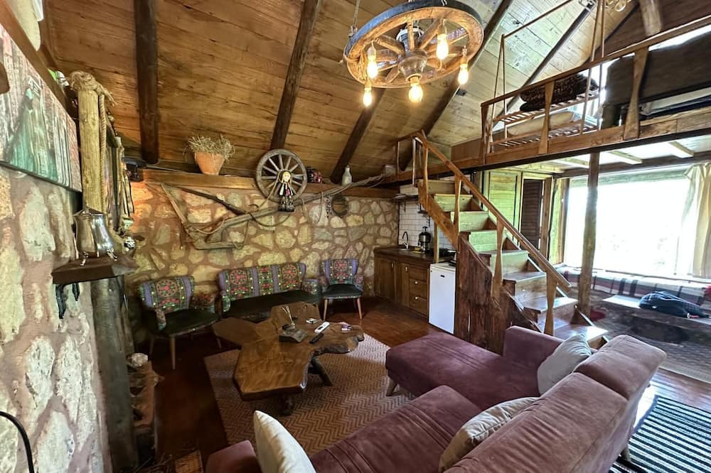 Photo of Livingroom in Masukiye