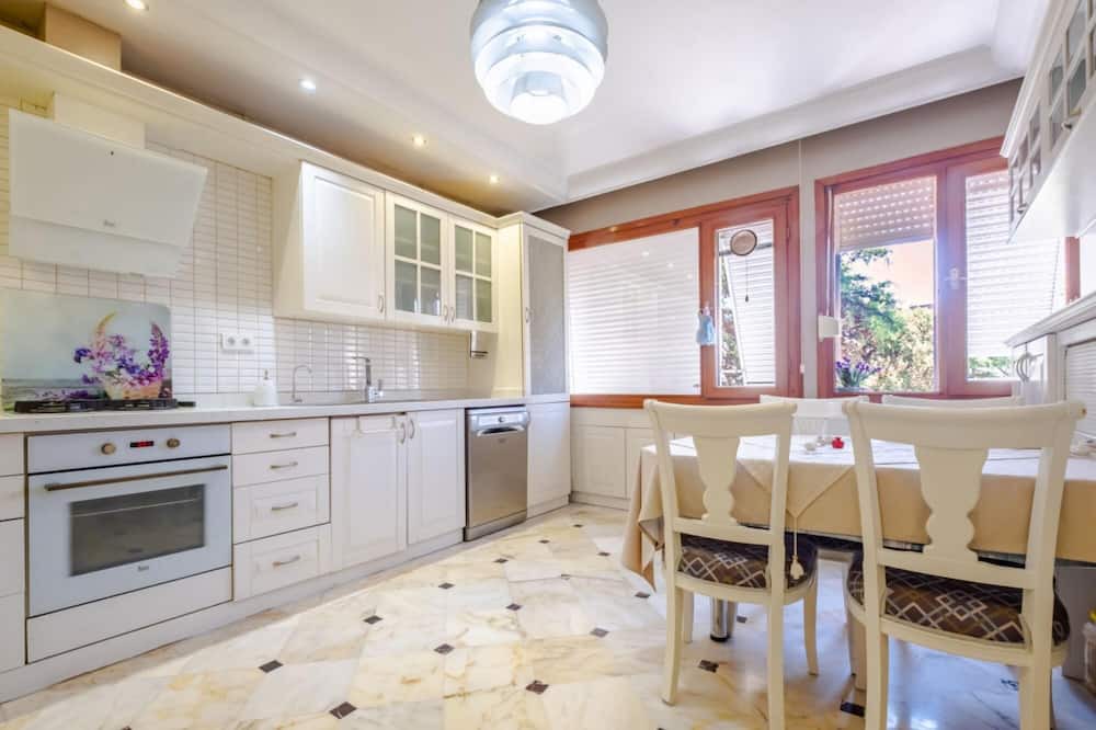 Photo of Kitchen in Kucukcekmece