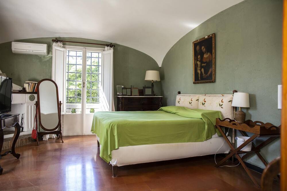 Photo of Bedroom in Santa Marinella