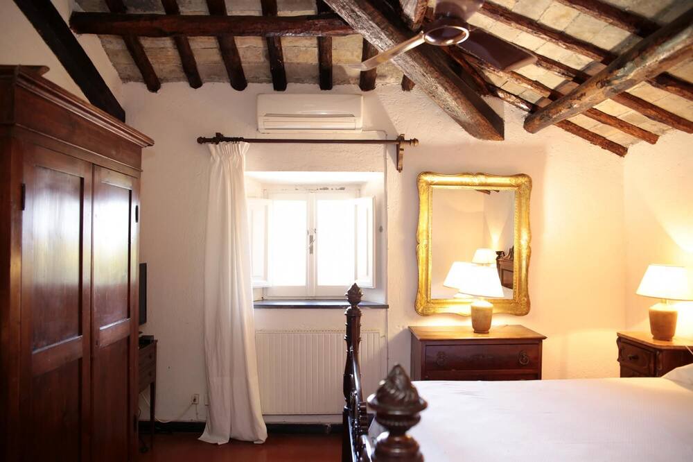 Photo of Bedroom in Santa Marinella