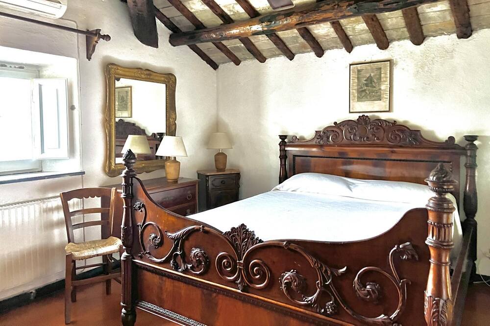 Photo of Bedroom in Santa Marinella