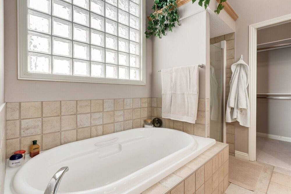 Photo of Bathroom in Springbank Hill
