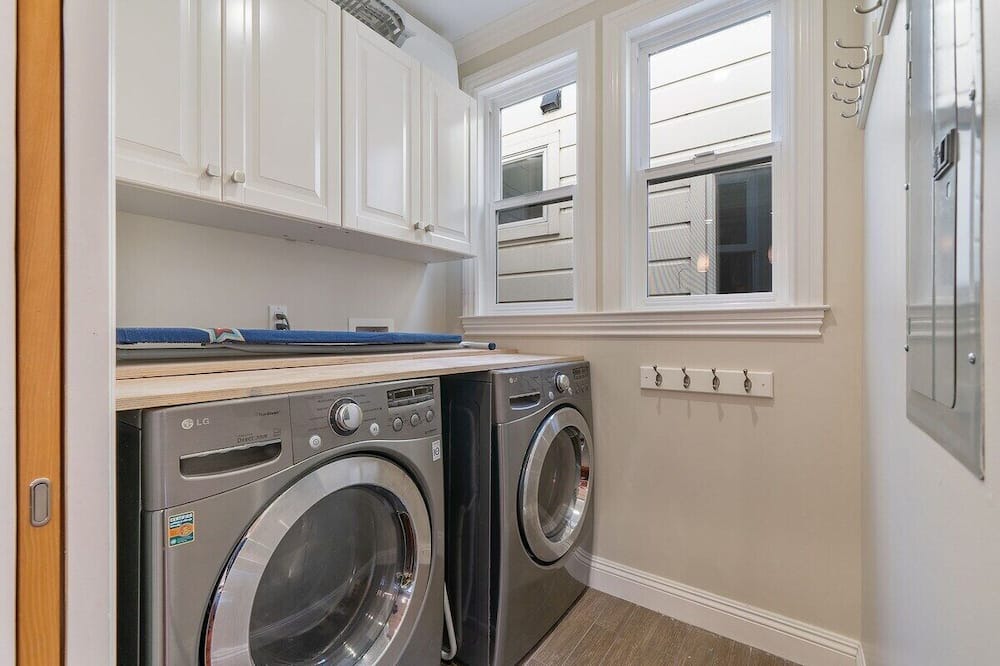 Photo of Bedroom in Inner Richmond