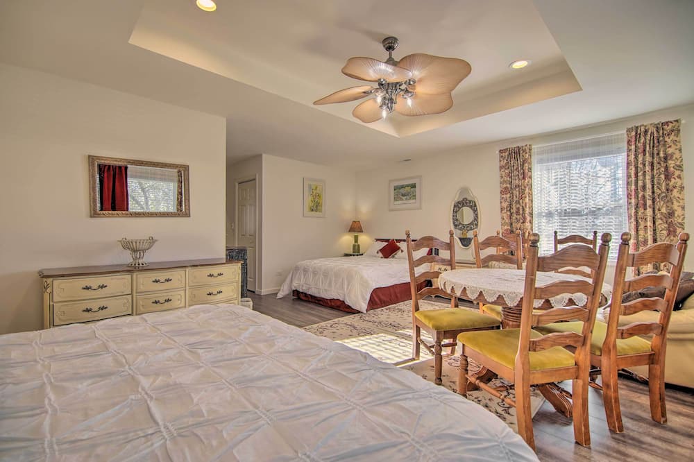 Photo of Bedroom in Fox Lake