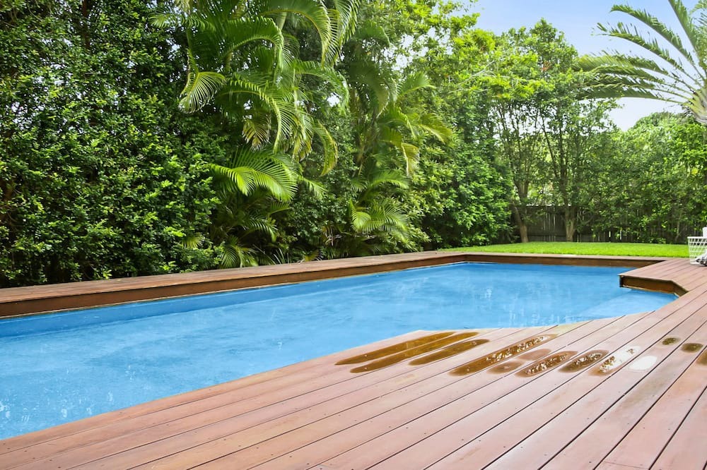 Photo of Outdoor in Castaways Beach