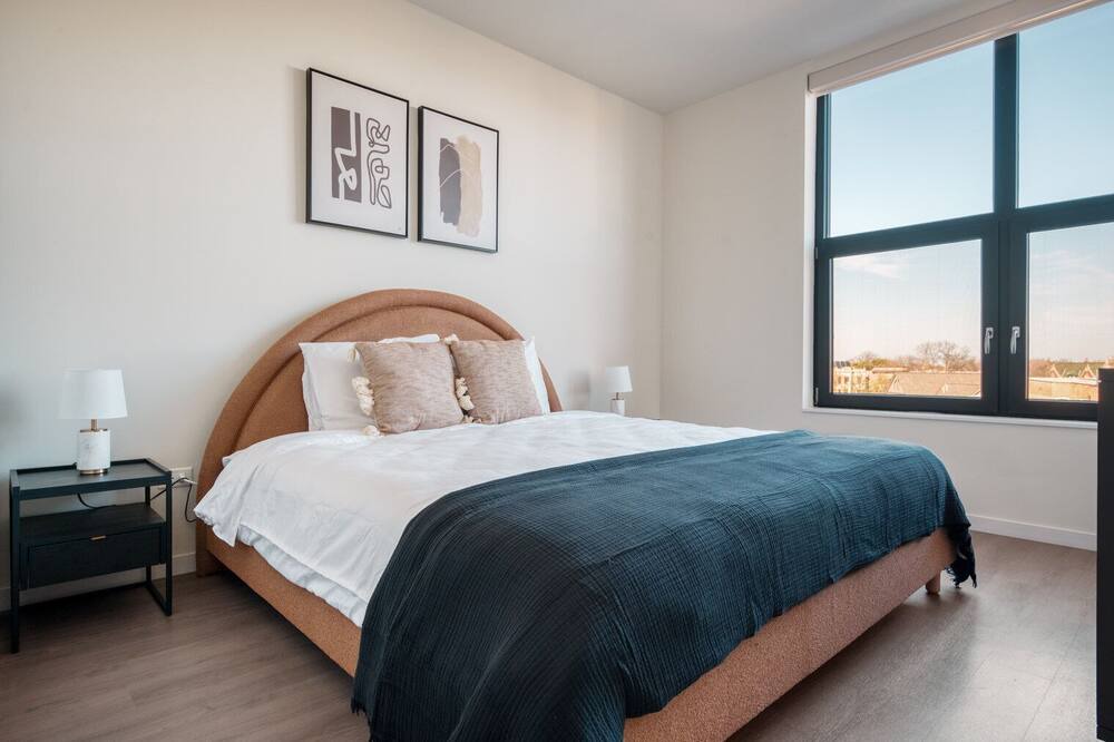 Photo of Bedroom in Logan Square