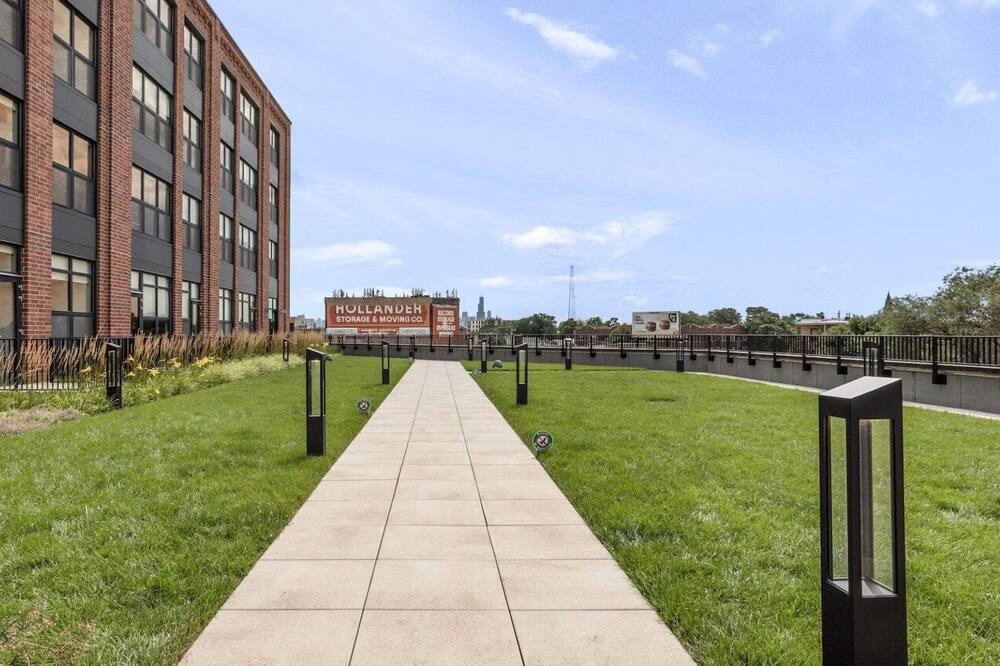 Photo of Outdoor in Logan Square