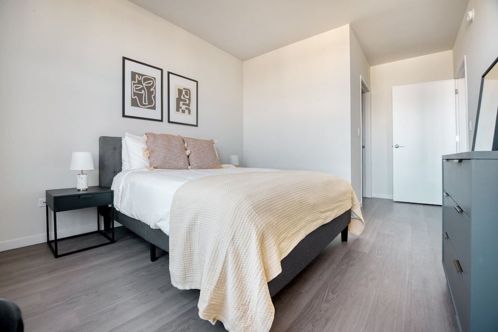 Photo of Bedroom in Logan Square