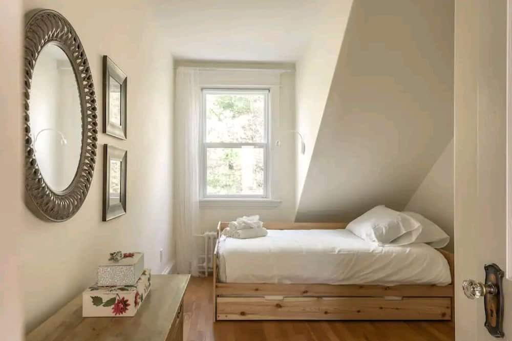 Photo of Bedroom in South End