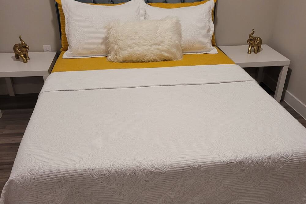 Photo of Bedroom in Celina