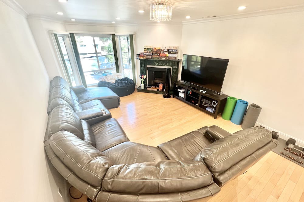 Photo of Livingroom in Inner Richmond