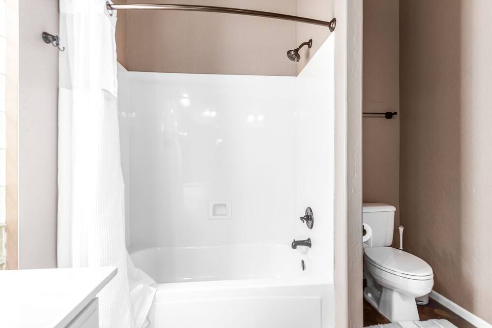 Photo of Bathroom in Foothills Club West