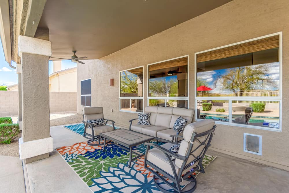 Photo of Patio Balcony in Foothills Club West