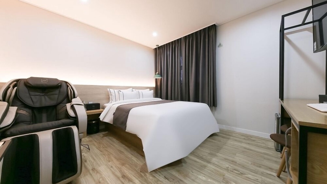Photo of Bedroom in Bongmyeong-dong