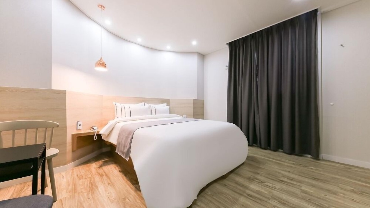 Photo of Bedroom in Bongmyeong-dong