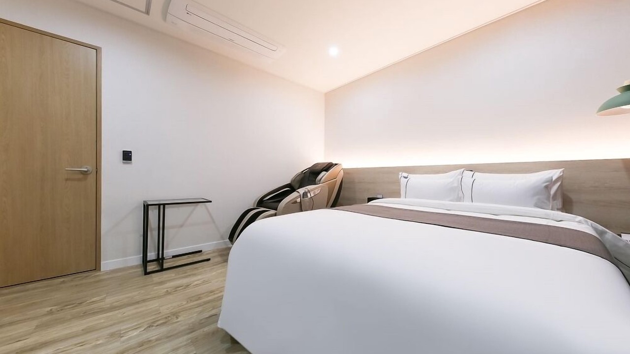 Photo of Bedroom in Bongmyeong-dong
