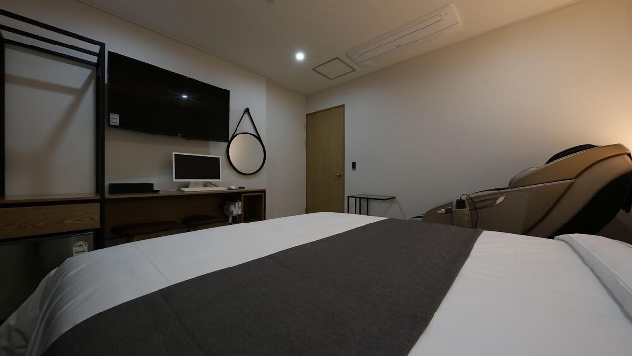 Photo of Bedroom in Bongmyeong-dong