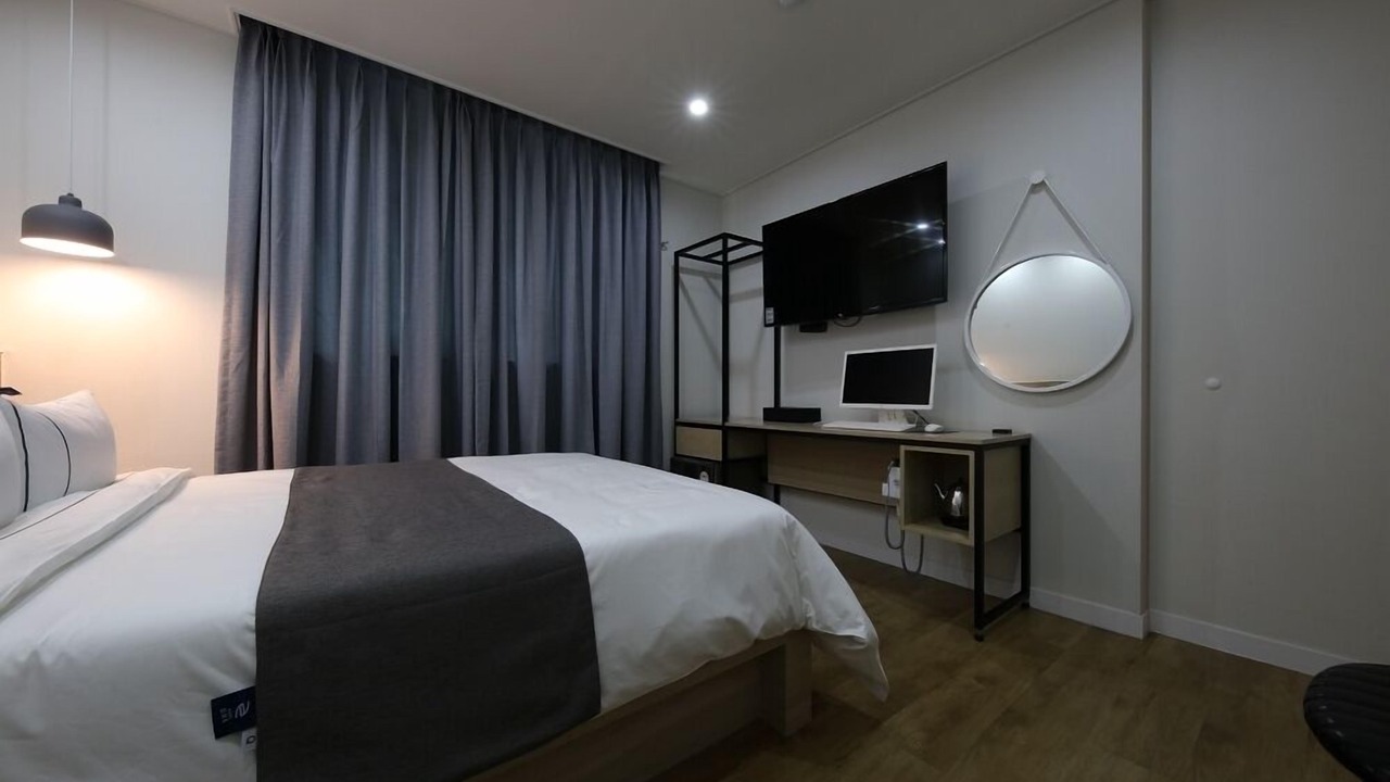 Photo of Bedroom in Bongmyeong-dong