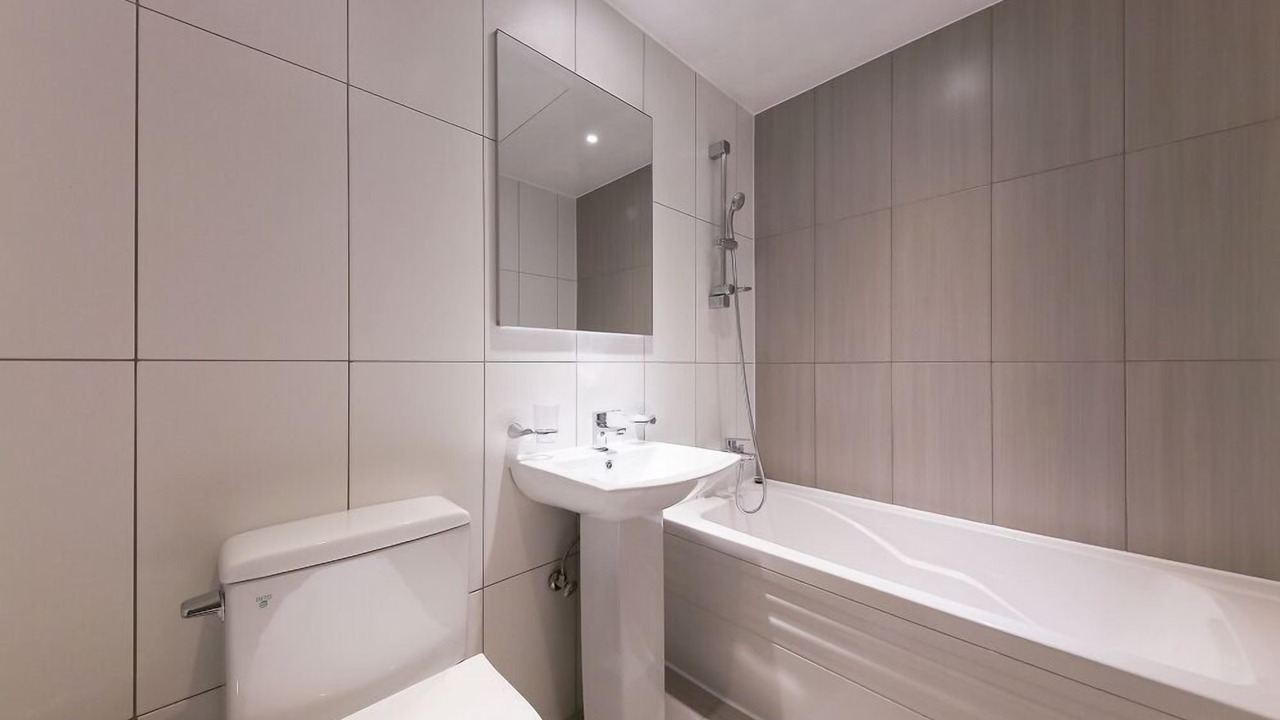 Photo of Bathroom in Bongmyeong-dong
