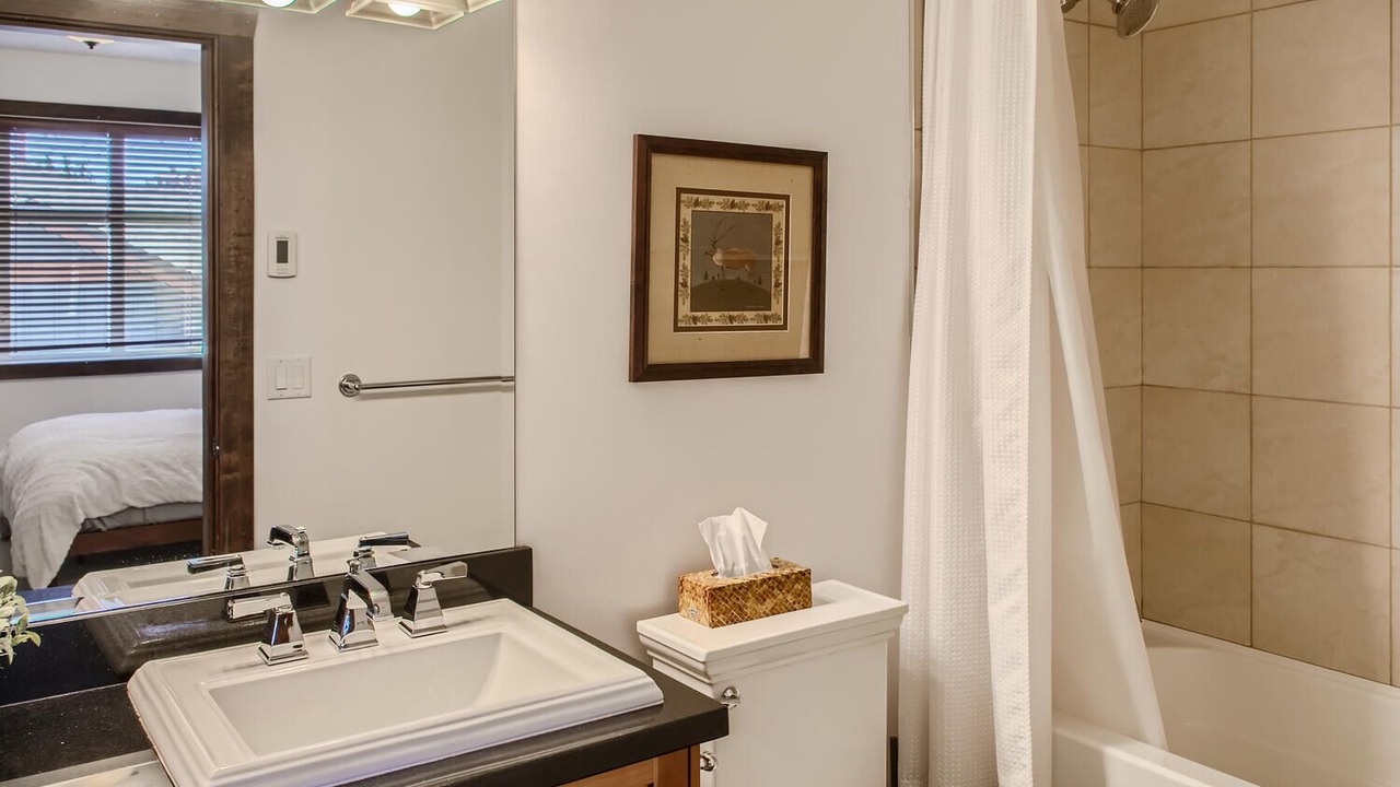 Photo of Bathroom in Big White Ski Resort