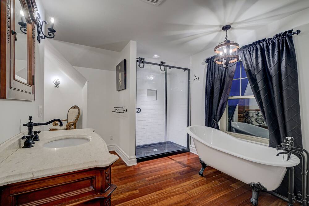Photo of Bathroom in Boucherville