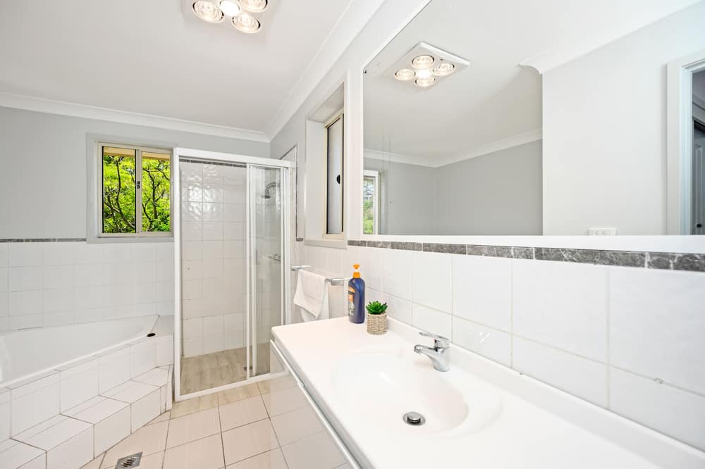 Photo of Bathroom in Macquarie Park