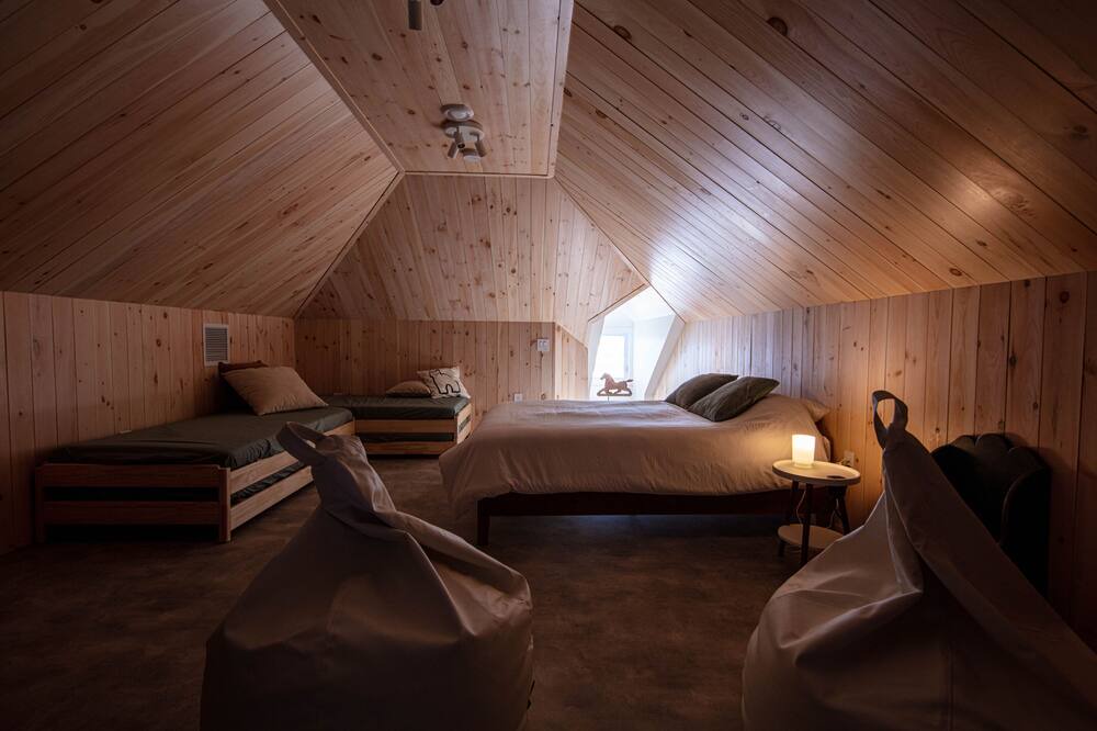 Photo of Bedroom in Saint-Marc-sur-Richelieu