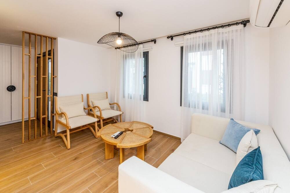 Photo of Livingroom in Ortakent
