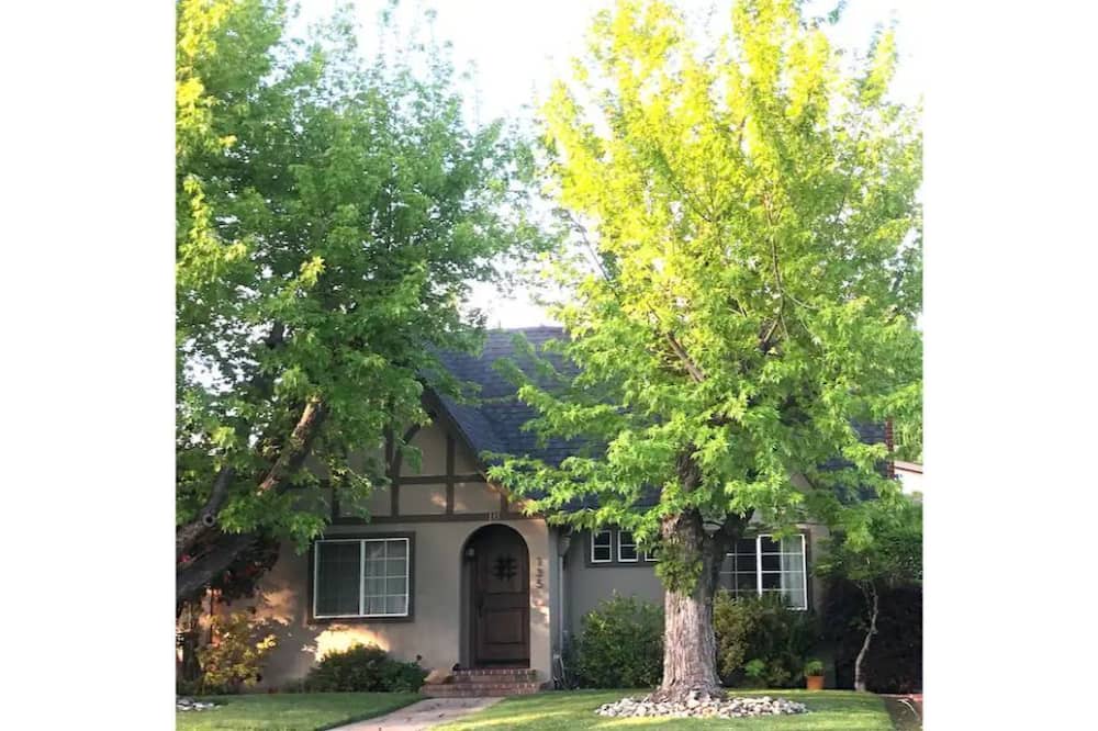 Photo of Outdoor in Mount Carmel