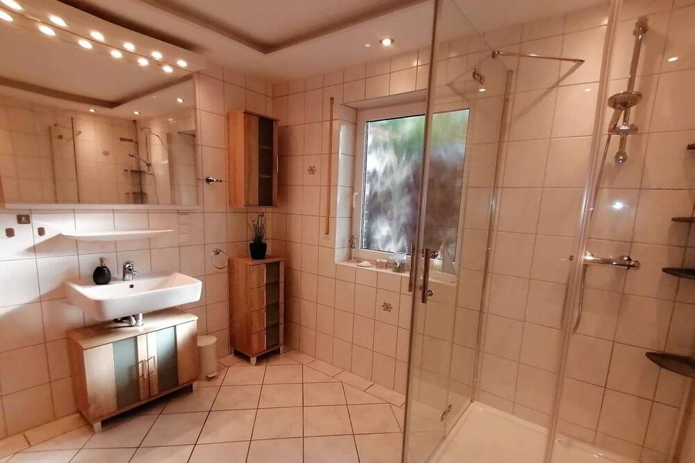 Photo of Bathroom in Rechtsupweg