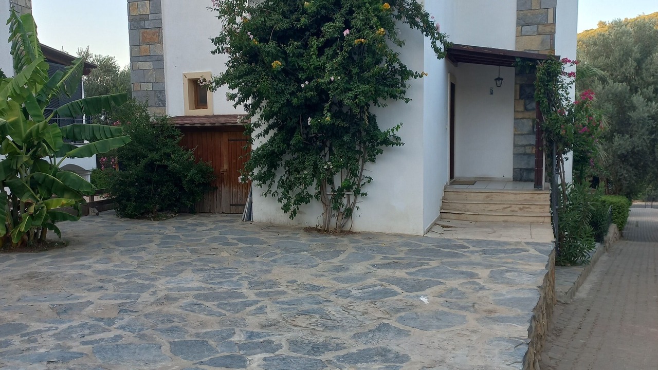 Photo of Outdoor in Torba