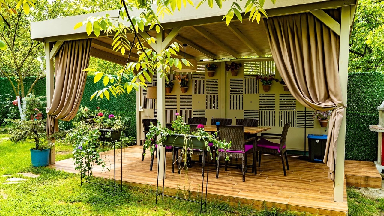 Photo of Patio Balcony in Yanik