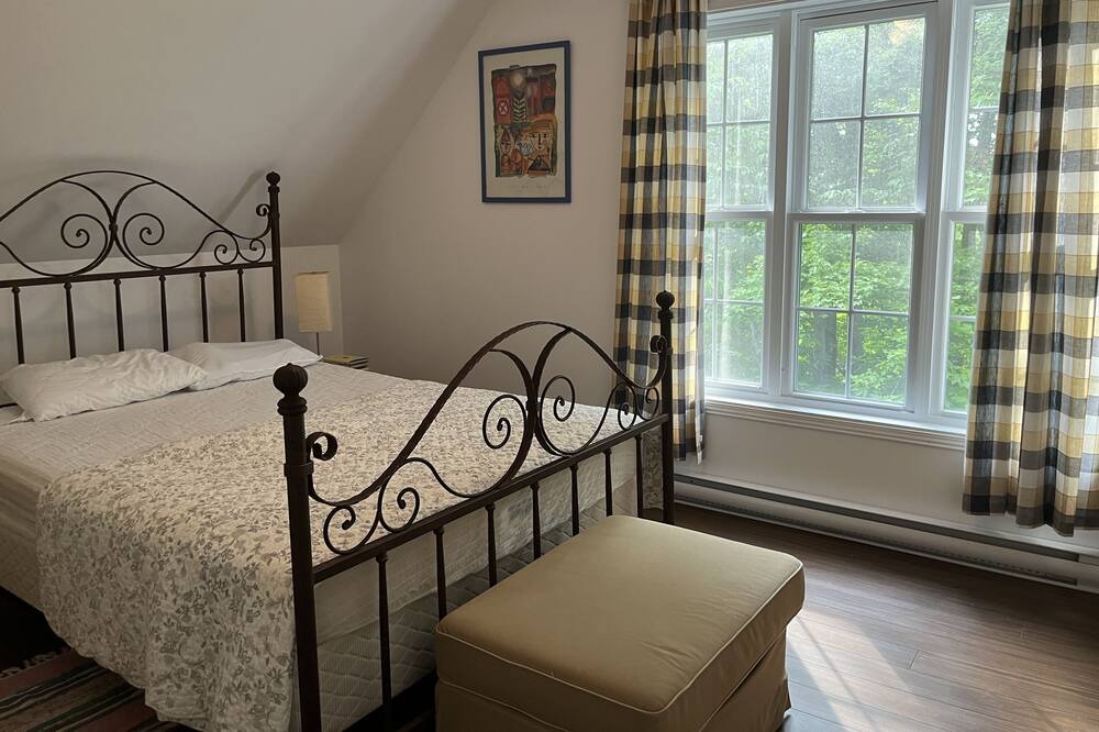 Photo of Bedroom in Sutton